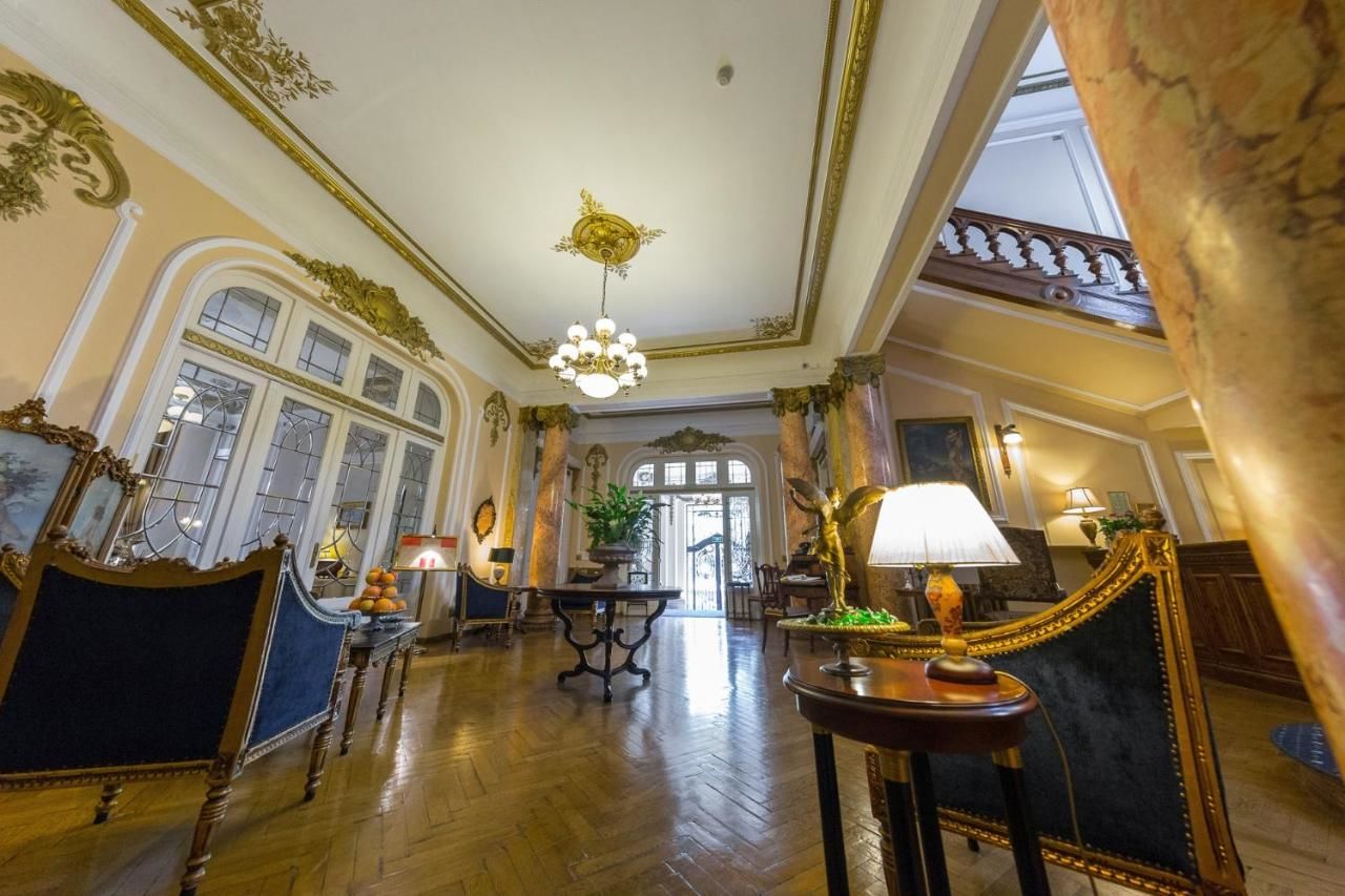 Отель Grand Boutique Hotel Бухарест