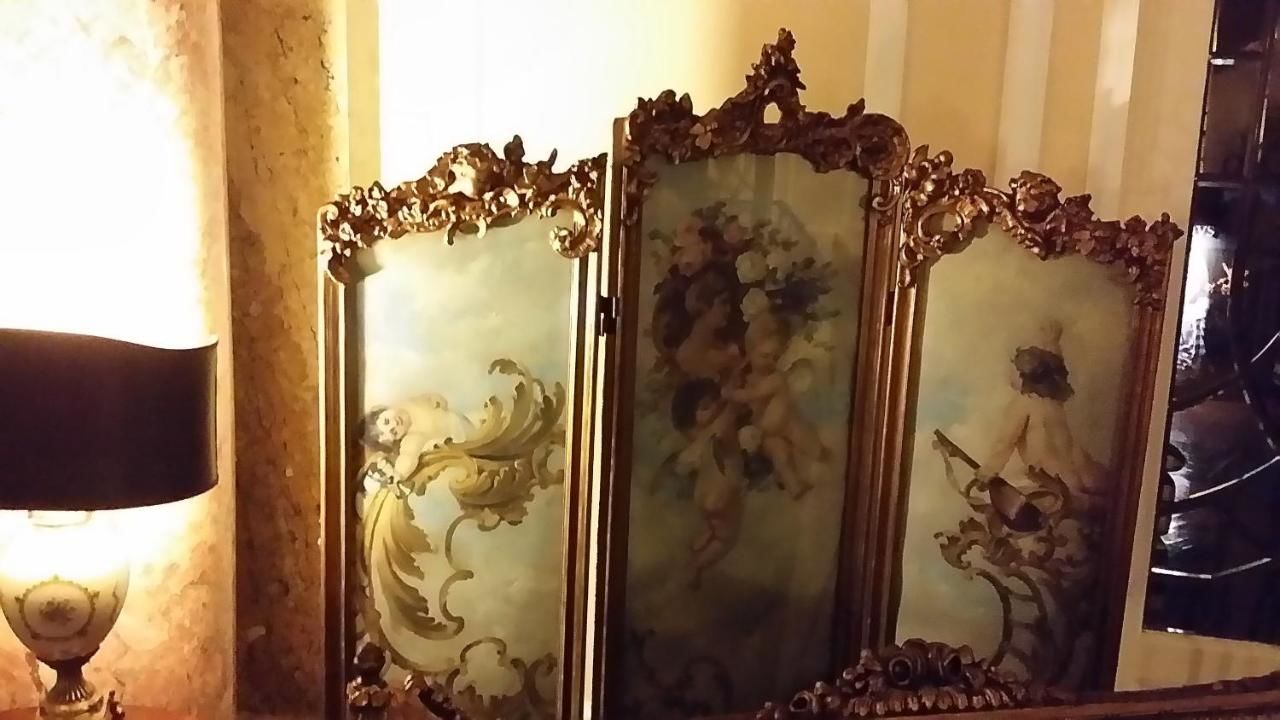 Отель Grand Boutique Hotel Бухарест-39