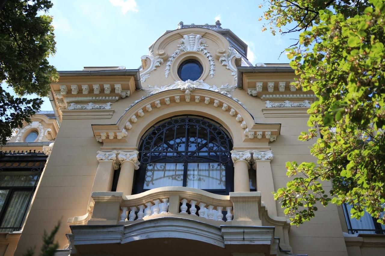 Отель Grand Boutique Hotel Бухарест-46