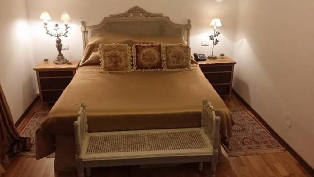 Отель Grand Boutique Hotel Бухарест
