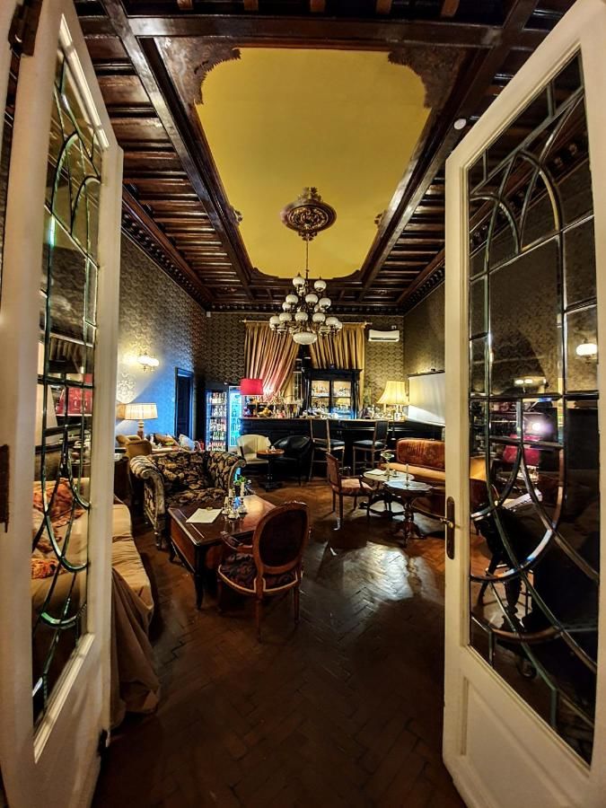 Отель Grand Boutique Hotel Бухарест-12