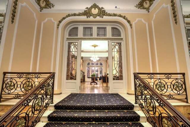 Отель Grand Boutique Hotel Бухарест-50