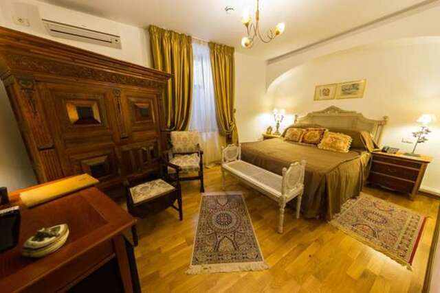 Отель Grand Boutique Hotel Бухарест-67